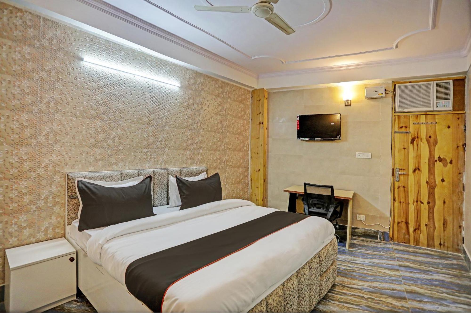 Super Umen Hotel Nearest Sector 66 Noida Exterior foto